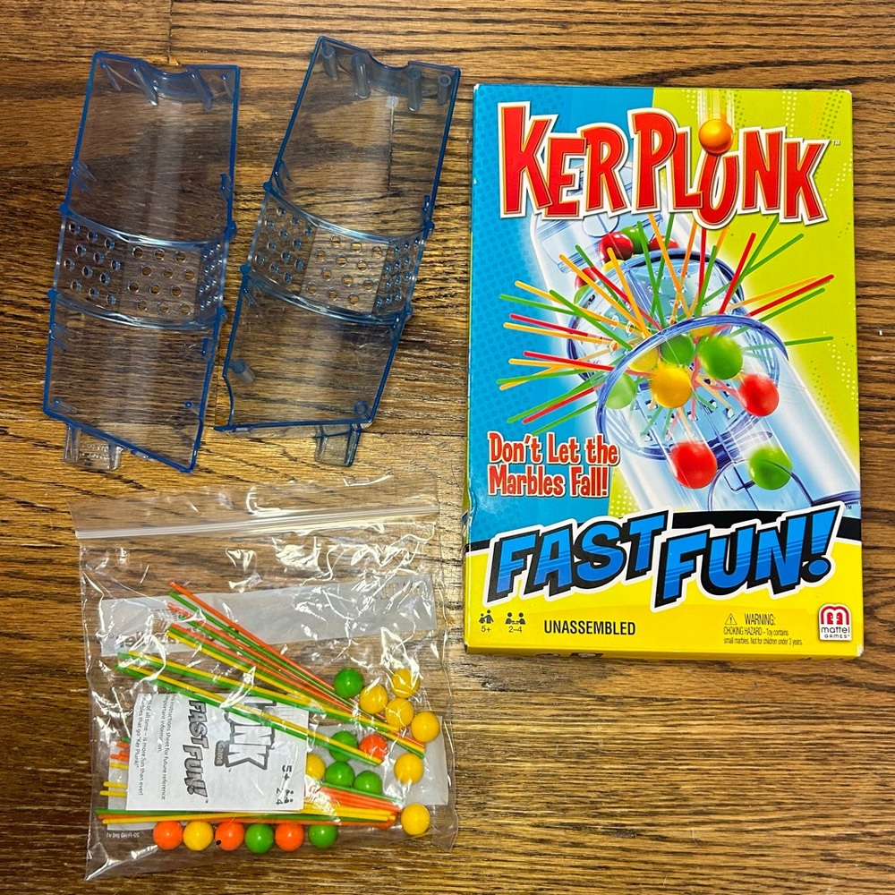 Blue and Yellow Ker Plunk Puzzle Game
